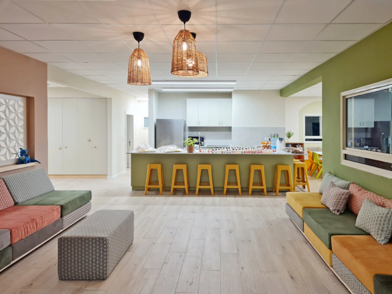 בית הילדים - מבט לכיון המטבח